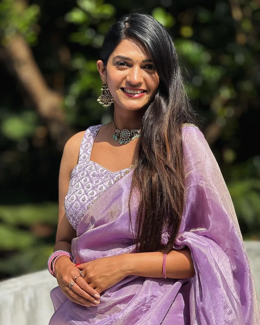 nisarga gowda in south indian traditional violet saree blouse
